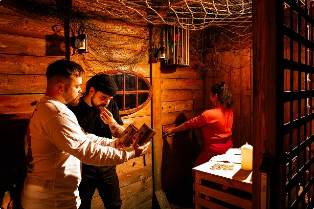 Tyhy- ja virkistyspäivät pakohuoneessa